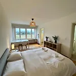 Cozy In Witikon District *