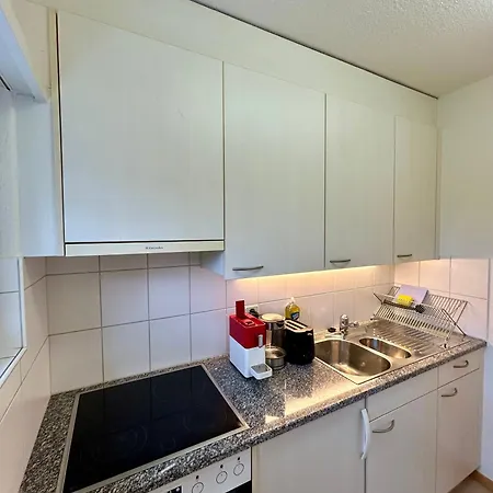 Cozy In Witikon District Apartament